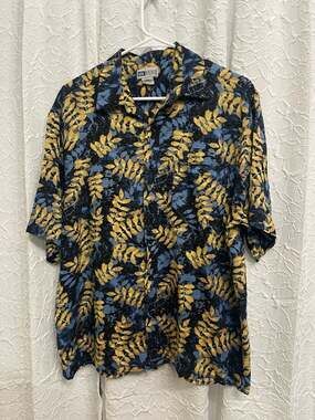 VTG Untied Hawaiian Shirt Size L Blue Yellow Leaf Print Rayon Short Sleeve